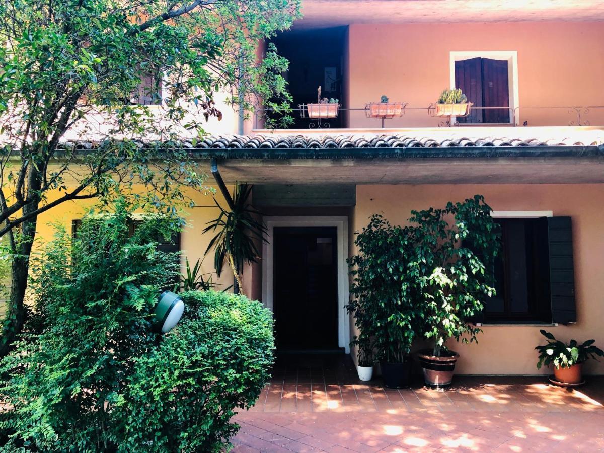 Bed and Breakfast Opera Deluxe Ravenna Exterior foto