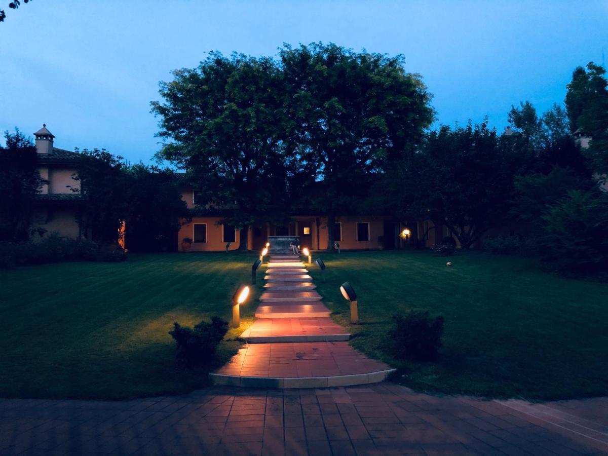 Bed and Breakfast Opera Deluxe Ravenna Exterior foto